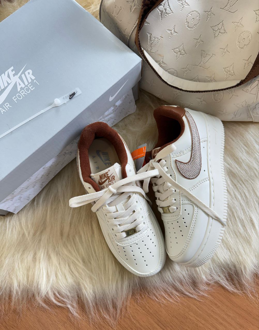 Nike Air Force F1 Shine
