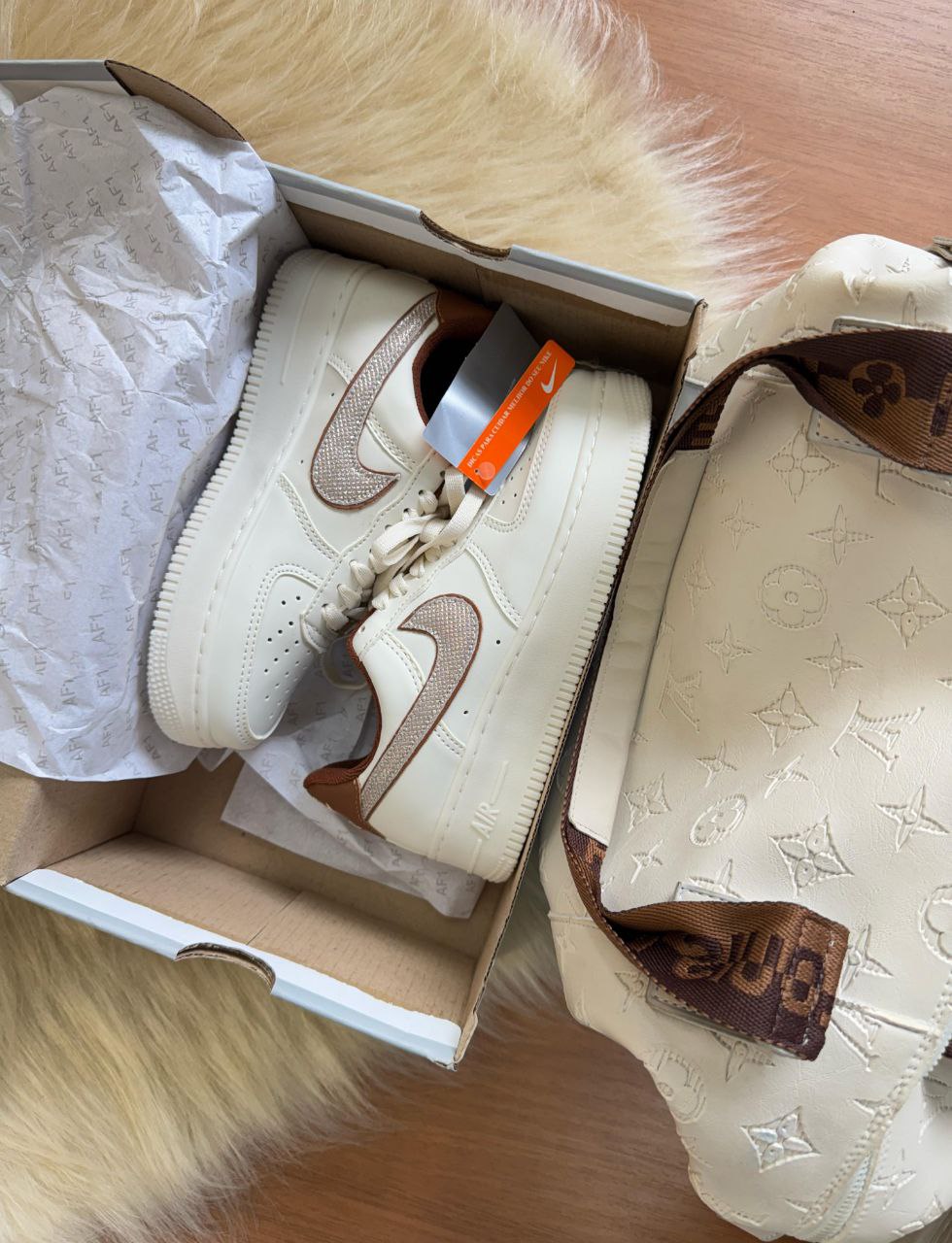 Nike Air Force F1 Shine