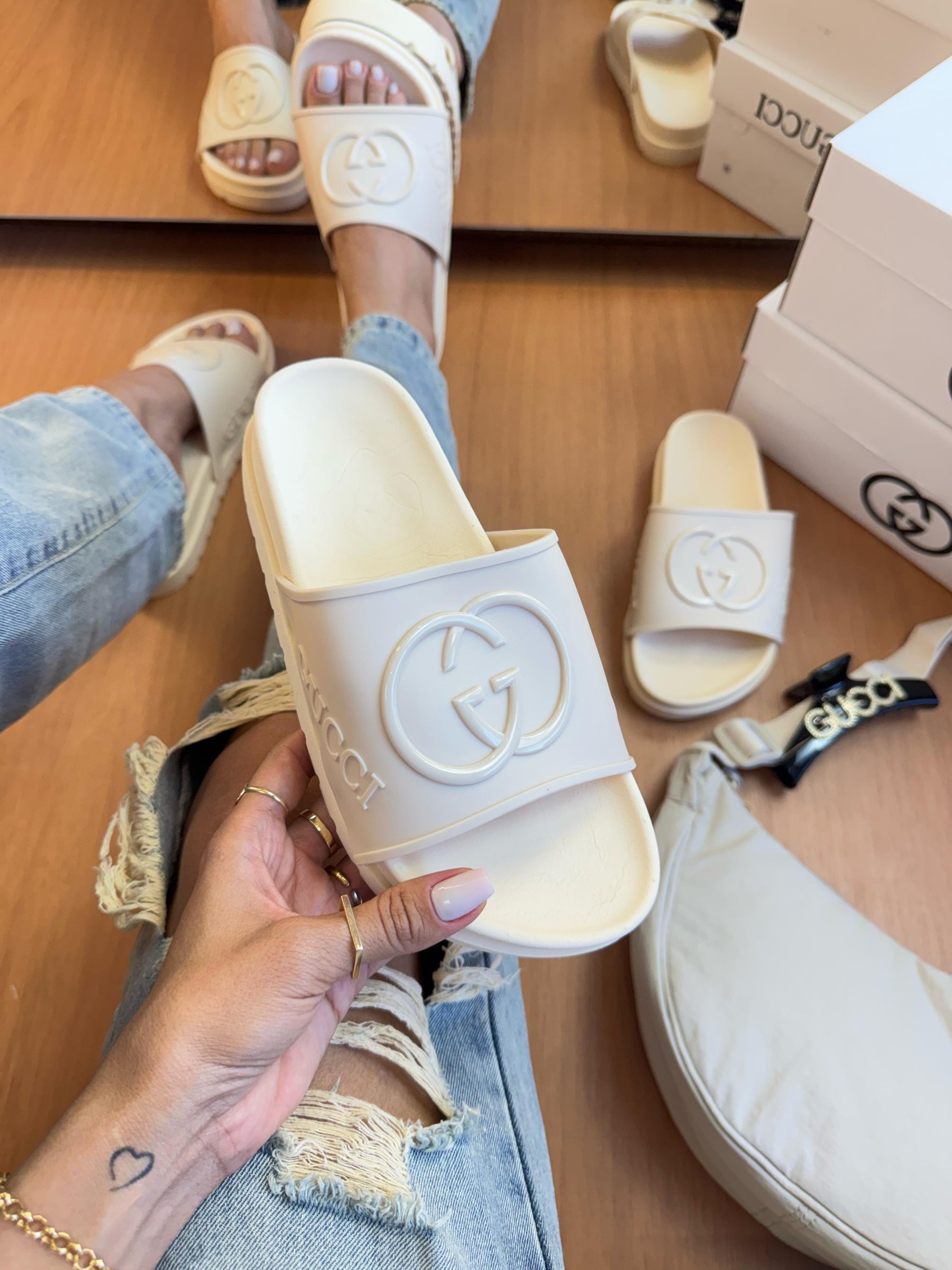 Slide GUCCI Premium
