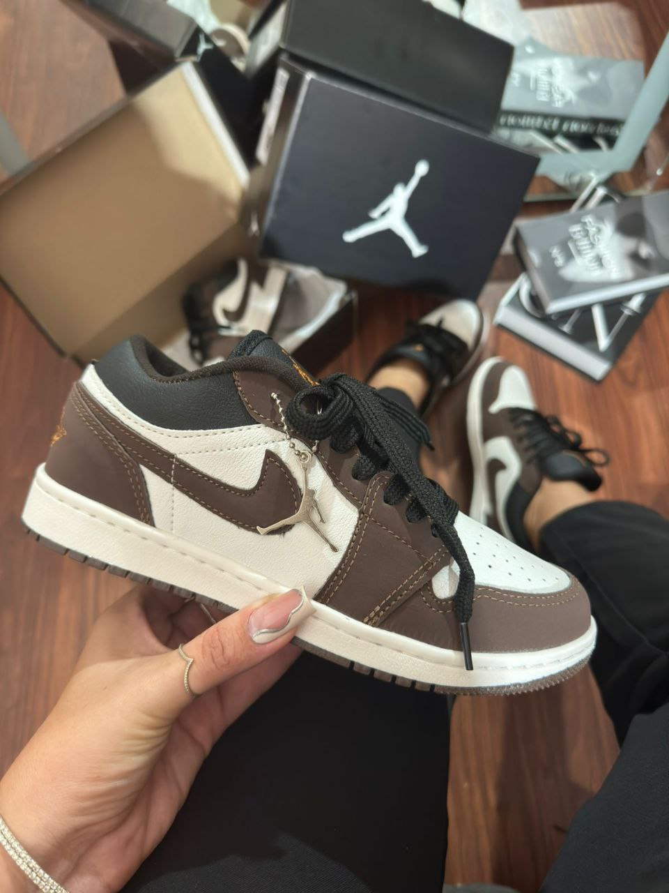 Nike Air Jordan Low Luxo