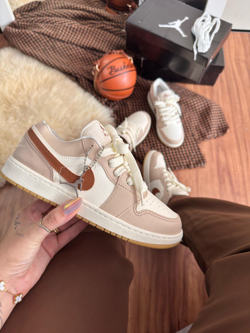Nike Air Jordan Low Luxo