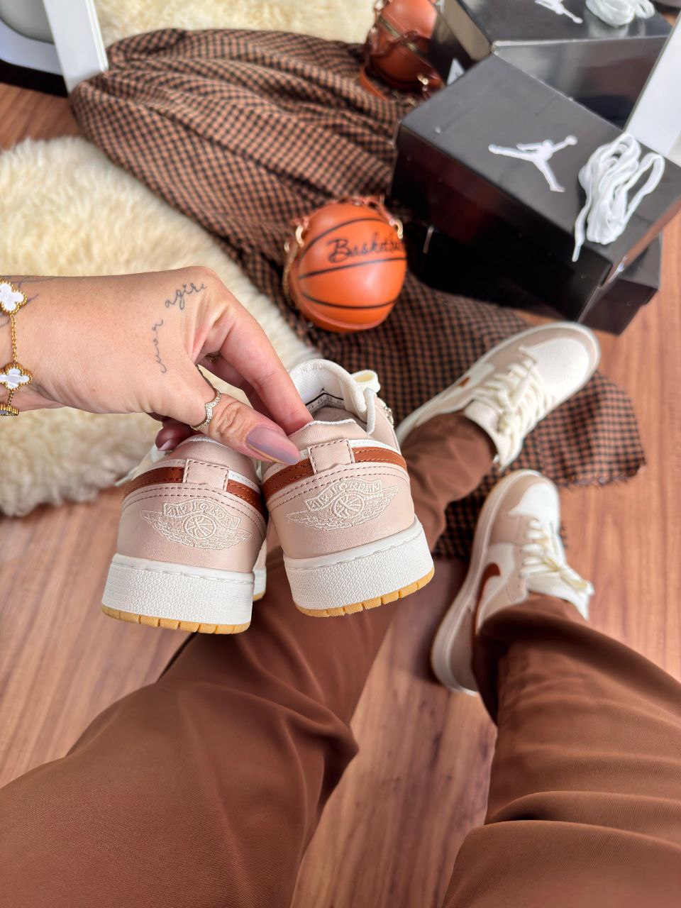 Nike Air Jordan Low Luxo