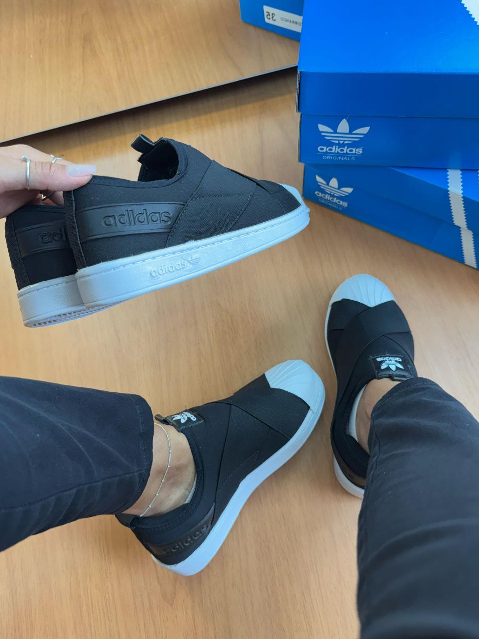 Adidas Slip On