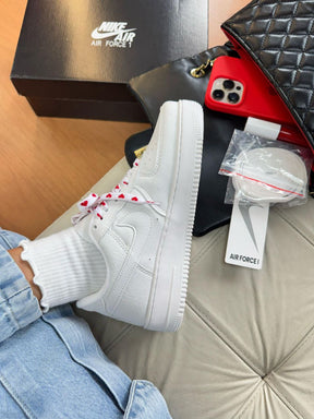 Nike Air Force LOVE Luxo