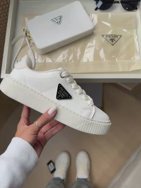 PRADA Casual + Bolsinha Premium