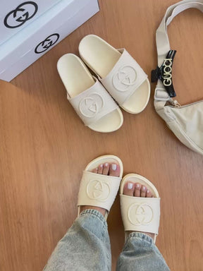 Slide GUCCI Premium