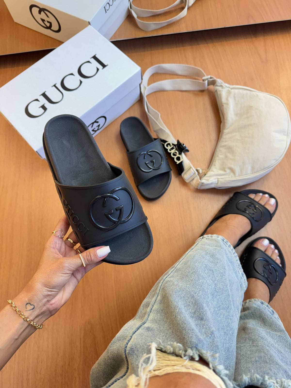 Slide GUCCI Premium