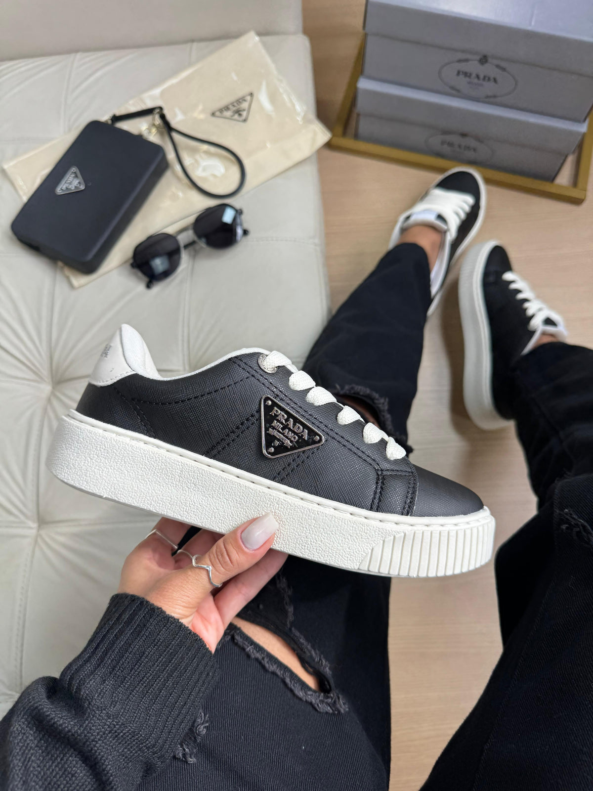 PRADA Casual + Bolsinha Premium
