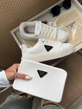 PRADA Casual + Bolsinha Premium